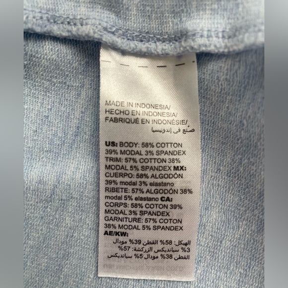 Chico’s Zenergy Light Blue Mixed Rib Knit Lightweight Cardigan, Size Small (4) - Picture 5 of 6